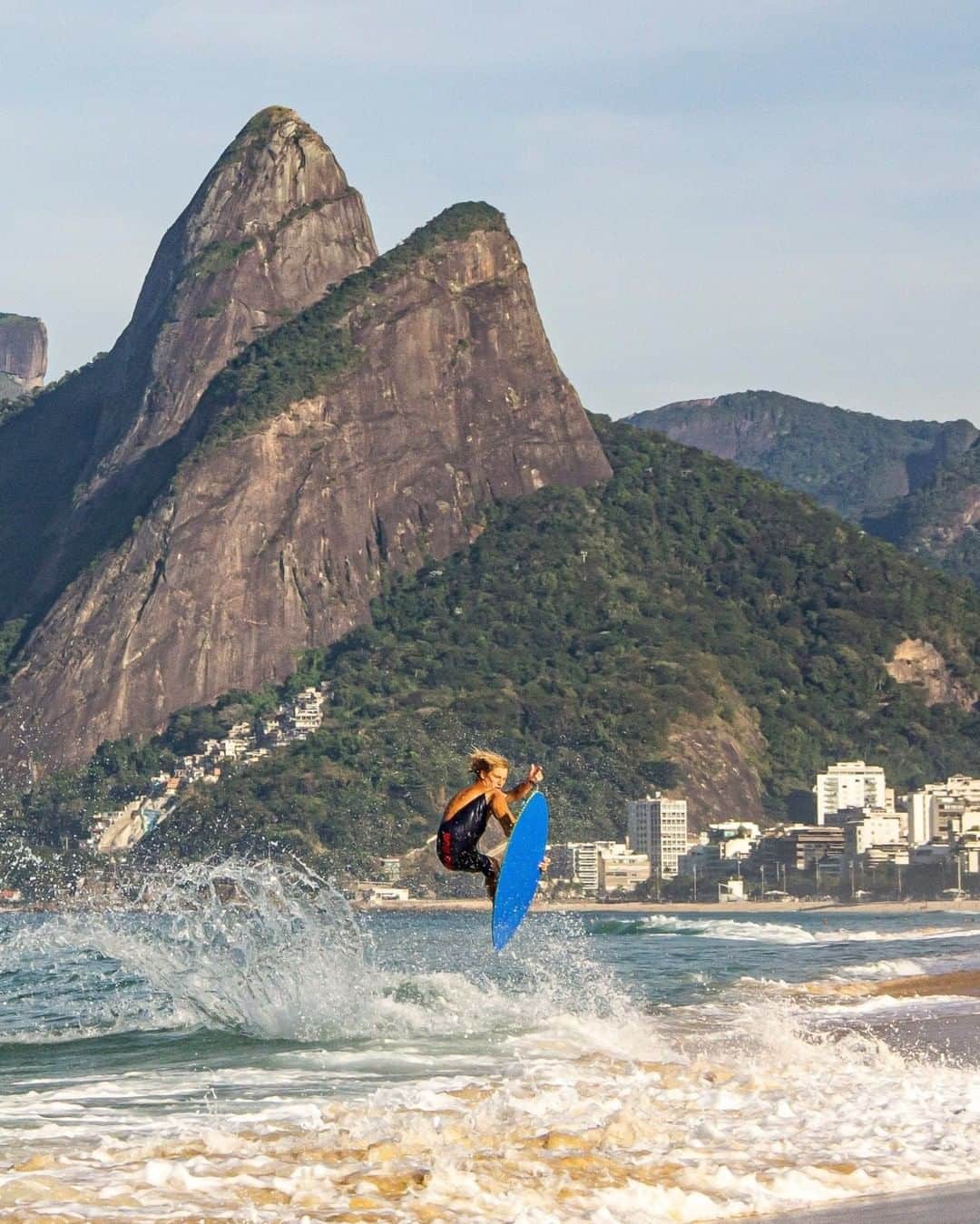 MR PORTERのインスタグラム：「A Rio de Janeiro native, Mr @lucasfinkrj is a kick-ass surfer and skateboarder, although he’s best known for his highly imaginative skimboarding; where he rides waves as if he were surfing. "You’ve got to work hard to be a good skimboarder. It’s definitely harder to learn than surfing. You’ve got to learn how to drop, and how to get in the water with speed, and how to turn on the wave – and then you start riding a wave with a skim. Skimboarding just keeps renewing. It’s so innovative, and the possibilities seem infinite.”  This week we are meeting surfers from the around the world to try and ascertain just what is so alluring about chasing the perfect wave and what the ocean means to them. Head to the link in bio or follow along via #MRPORTERGoneSurfin 🏄 📷 @brunosalgadorodrigues」