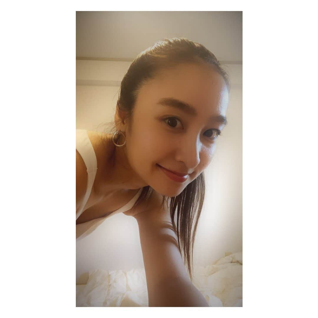 木口亜矢さんのインスタグラム写真 - (木口亜矢Instagram)「楽天room始めました！ 詳しくは私のアメブロから！ と言いたいところですが、これから書くところです☺︎ 初心者すぎてわからないことだらけですが、自分の好きなものや便利だなと思うものをメモ感覚で載っけていきますね💛  楽天roomの名前は　@ayakiguchi で検索してみてね #楽天ルーム」7月13日 21時08分 - ayakiguchi