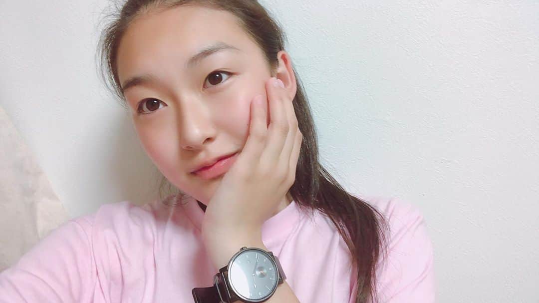 のインスタグラム：「今日もテスト勉強、はかどったー😆 授業内容、追いついてるからって、授業中にテスト勉強の時間を設けてくれる先生方に感謝☺️ がんばろーっと😘 #wawawaまつり #期末テスト #久しぶり #ピンクの服 #fila #がんばろう」