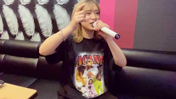 acaneのインスタグラム：「#acanecover ・ 『君に贈る歌 / 菅原紗由理』 ・ 懐かしくて終始にやけながら 歌ってました。笑笑」