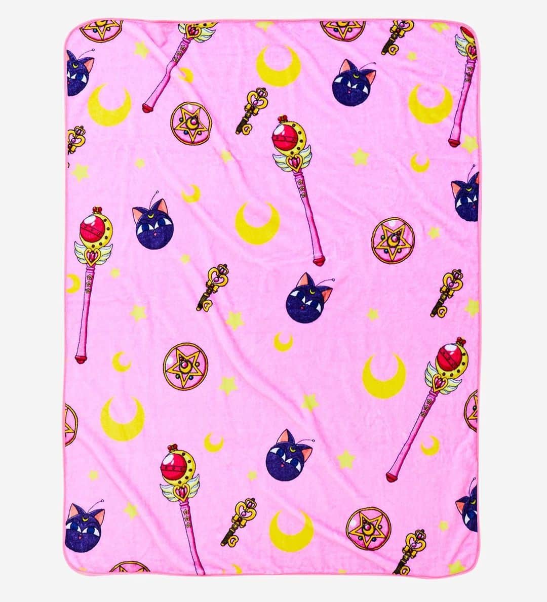 Sailor Moonさんのインスタグラム写真 - (Sailor MoonInstagram)「✨🌙 Super cute Luna-P throw blanket from @boxlunchgifts!! 🌙✨  #sailormoon #セーラームーン #blanket #throw #lunap」7月13日 22時14分 - sailormoon_sc