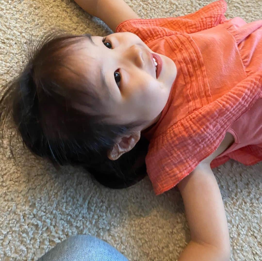 田中雅美さんのインスタグラム写真 - (田中雅美Instagram)「息子はすくすく大きくなっていき（もうすぐ9キロ。笑）  ・ ・ 娘は少しずつお姉さんに成長しております♡  ・ ・ #成長きろく #姉弟」7月13日 22時29分 - tanakamasami_official
