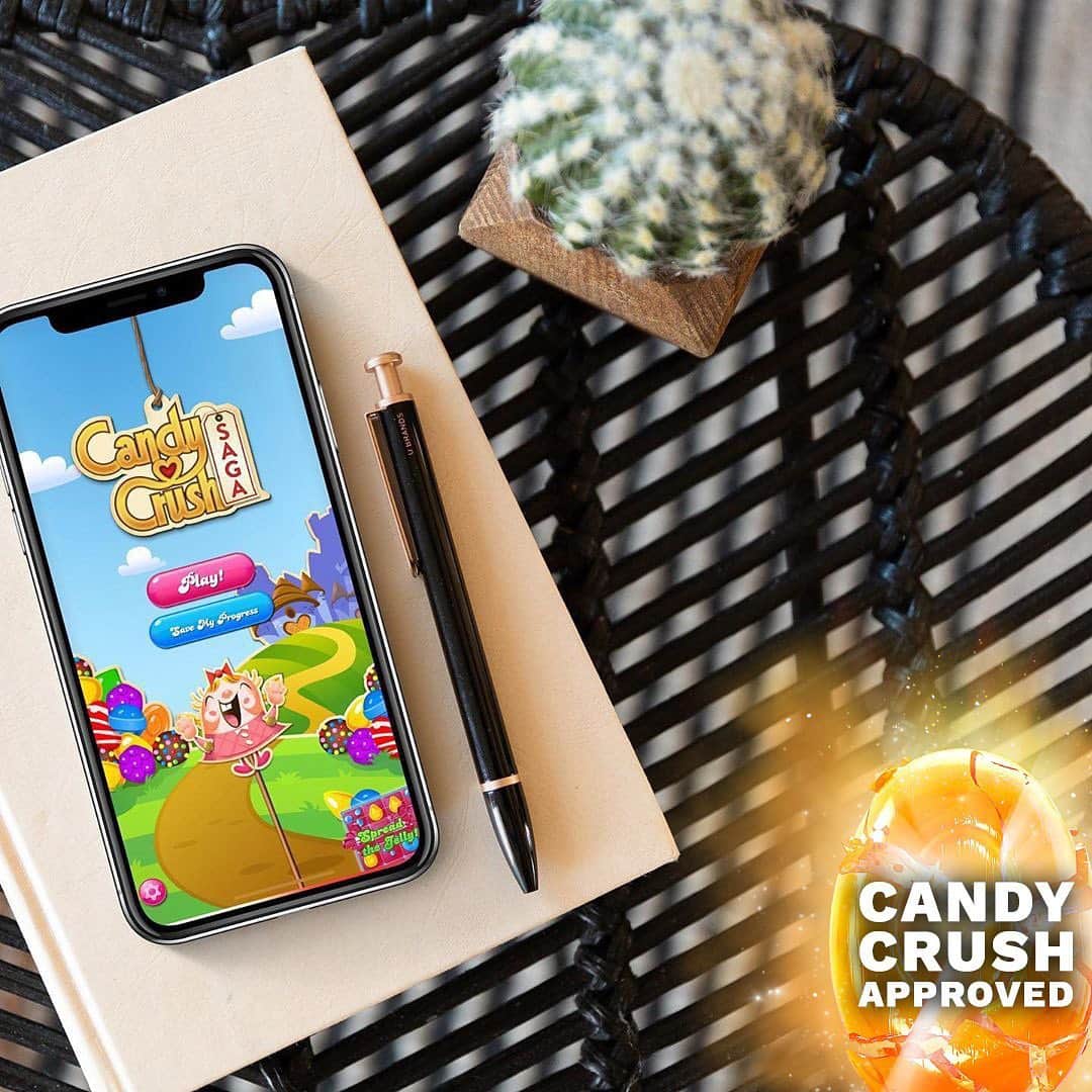 Candy Crushさんのインスタグラム写真 - (Candy CrushInstagram)「Thanks for sharing your Crushing set up @blackstonestudio!   Keep tagging us in your pictures. We want to see how you Crush! 🍬」7月13日 22時31分 - candycrushsaga