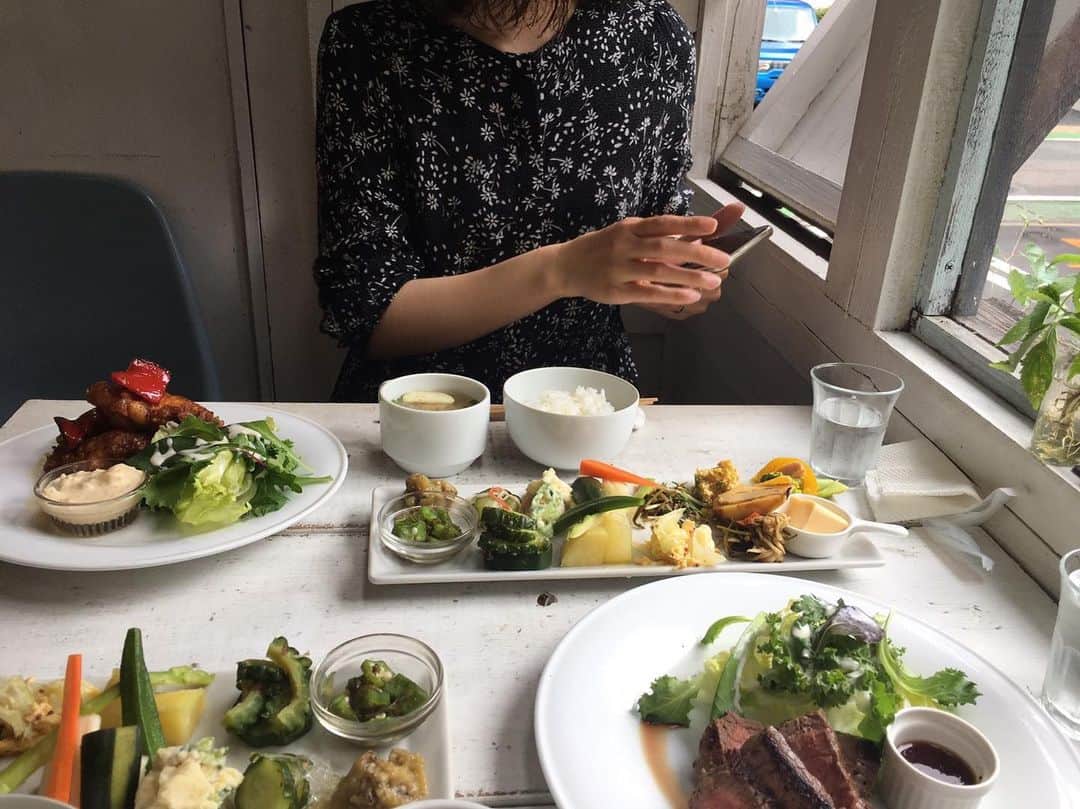 のインスタグラム：「﻿ 　﻿ 　﻿ いつぶり？！﻿ っていうはまちゃんと遊んだ〜☺️💕﻿ 楽しかった〜﻿ 喋り足りなかった笑笑﻿ ﻿ そして物欲に負けた、、、﻿」