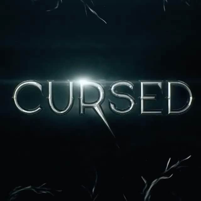 ダニエル・シャーマンのインスタグラム：「All episodes. This Friday. @cursed @netflix」