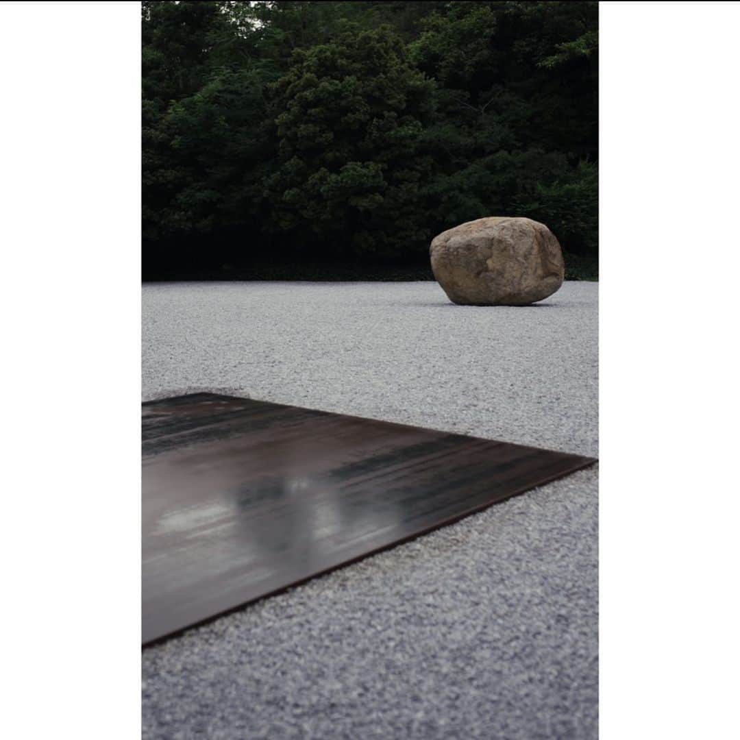 NKYMNのインスタグラム：「ㅤ  ㅤ  LEE UFAN ㅤ  LEE UFAN MUSEUM, NAOSHIMA, JAPAN 03 JUL 2020 ㅤ  #keepall #unkeepall #relatum  ㅤ」