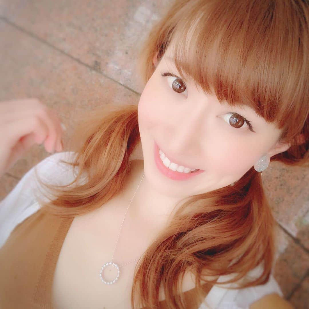 名塚佳織のインスタグラム