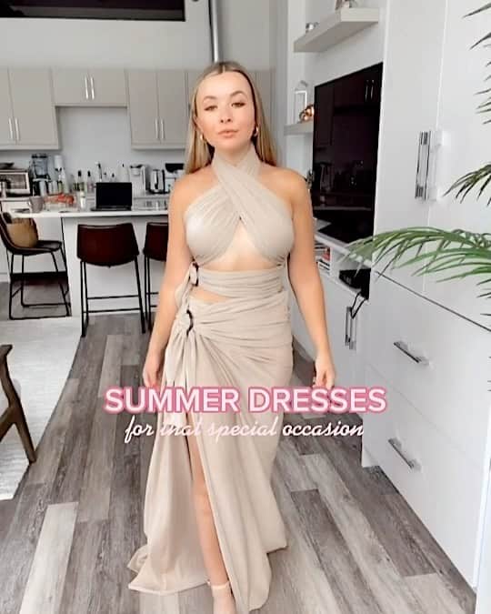 トーリ・ウェブスターのインスタグラム：「c'est la vie 🥀 which summer formal look is your fave ✨☕️ 1,2,3,4, or 5?」