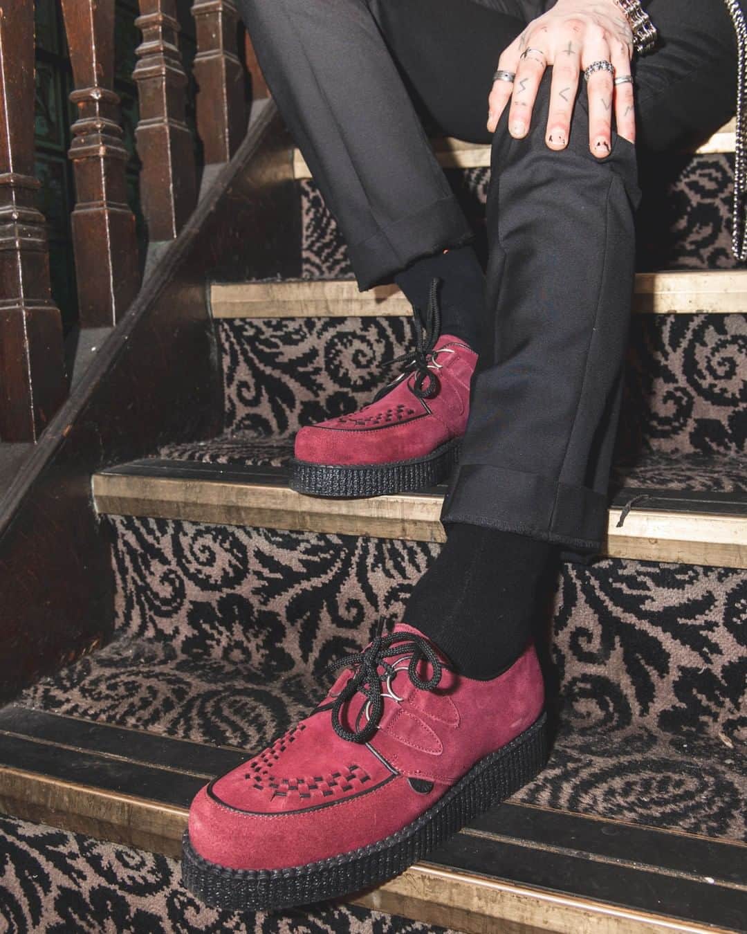 アンダーグラウンドのインスタグラム：「The Origianl Wulfrun Creeper in luxury burgundy suede on a single sole.⁠ ⁠ Available for shipping worldwide from our online store. Algender⁠ ⁠ ⁠ ⁠ #UndergroundEngland #UndergroundShoes #UndergroundCreeper #WulfrunCreeper #Creepers #Underground #Wulfrun #OriginalCreeper #algender」