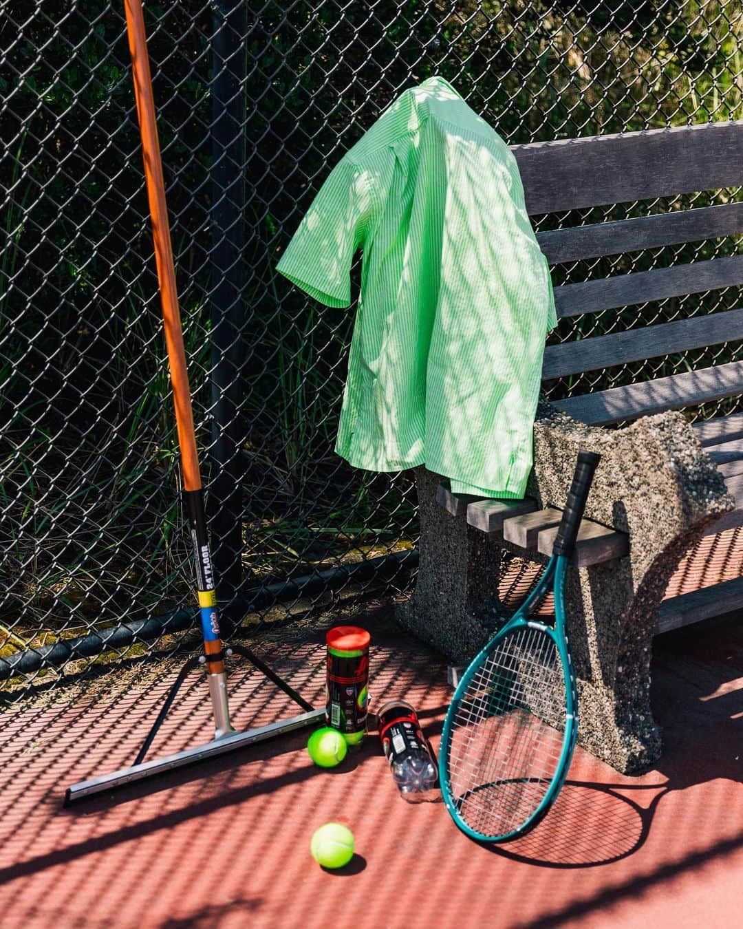 のインスタグラム：「A weekend on the courts is a weekend well spent. And sometimes the shirt is worth leaving on the bench 😉 Seen here, our Green Neon Oxford Stripe Camp hung up to dry」