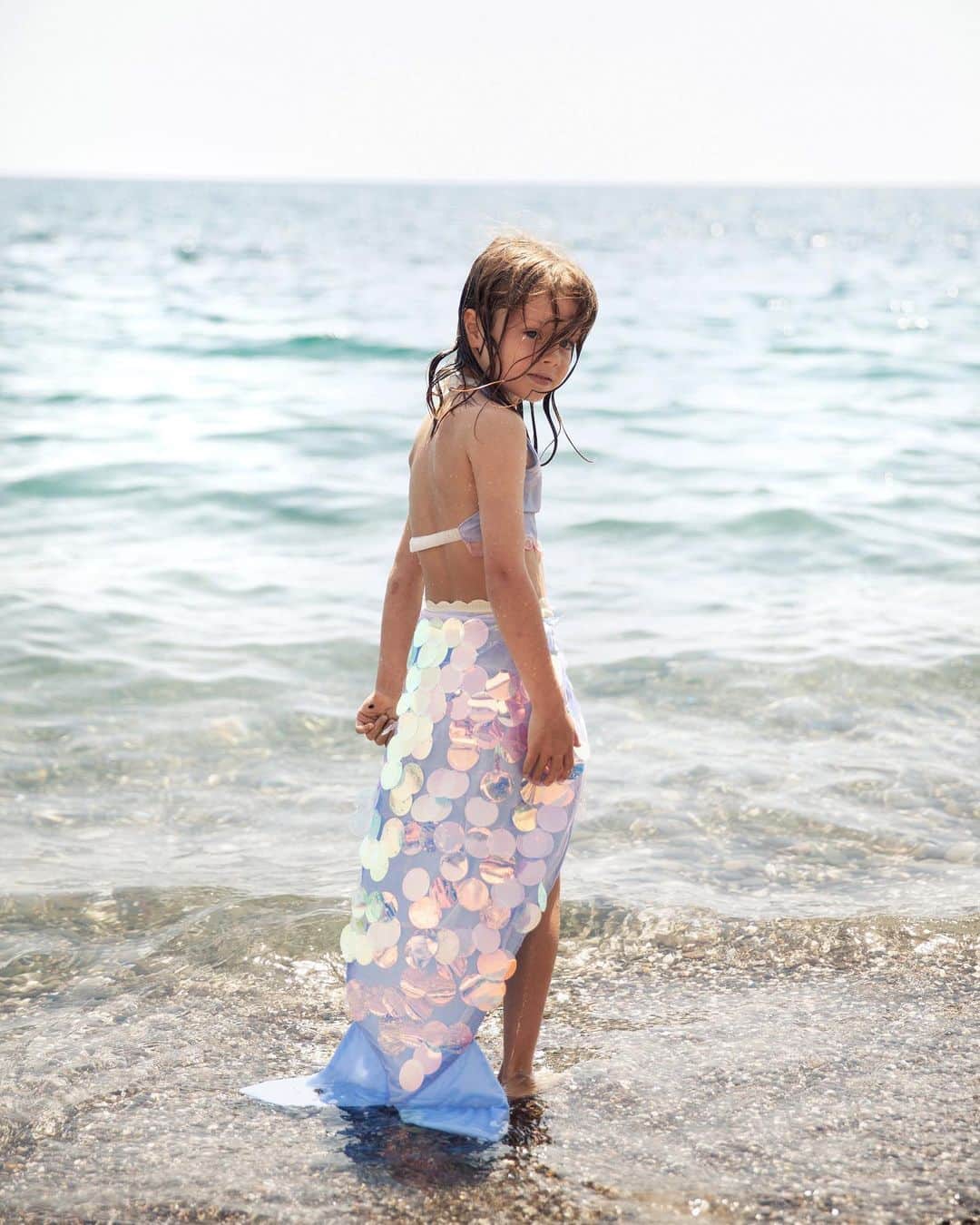 エレナ・ペルミノヴァさんのインスタグラム写真 - (エレナ・ペルミノヴァInstagram)「My little mermaid 🧜‍♀️💕 @arishalebedeva2014 моя русалочка! Какое фото самое красивое ? 📸 by @anastasiya__petrova」7月14日 1時04分 - lenaperminova