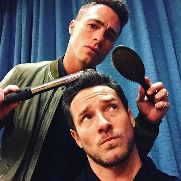 イアン・ボーエンのインスタグラム：「It’s his Birthday today. We’re opening up a salon to cut homeless dogs’ hairs but first we’re going to practice on me bc I’m a shaggy dog right now.  * Love you buddy.  Happy B day. * @coltonlhaynes」