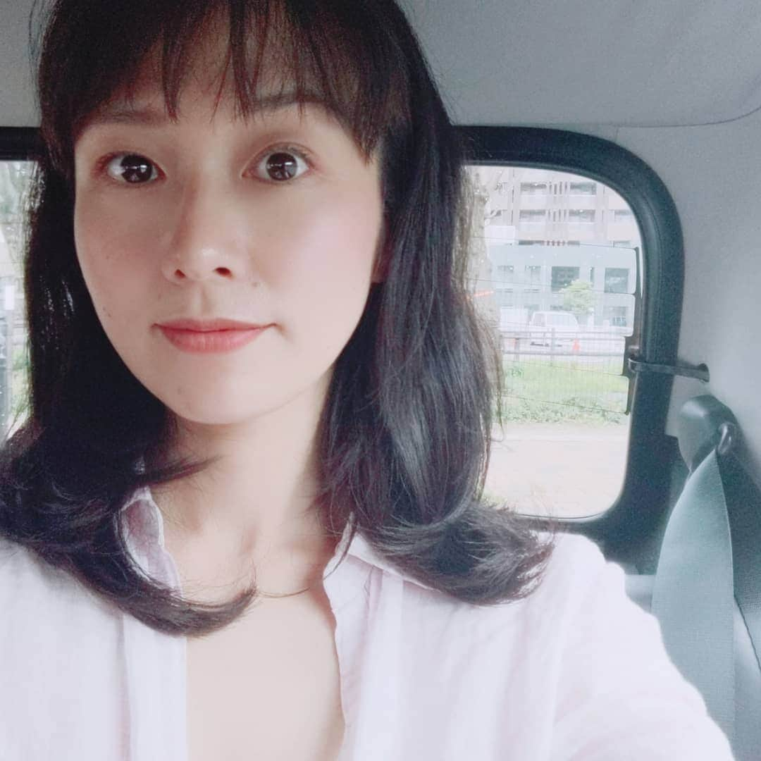 吉村美樹さんのインスタグラム写真 - (吉村美樹Instagram)「おはようございます☀早起きすぎて、二度寝したいのになかなか寝付けず（笑）今日も素晴らしい１日になりますように☺ #おはようございます #サトルジャパン #モデル #ママモデル #吉村美樹」7月14日 4時44分 - yoshimuramiki0911