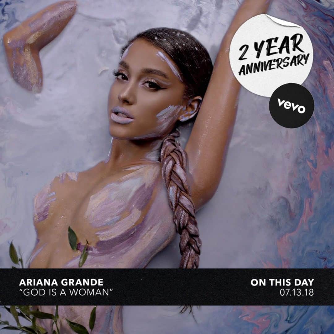 Vevoさんのインスタグラム写真 - (VevoInstagram)「It's been two years since @arianagrande blessed us with "God is a Woman" 👼Take a deep dive into her world and celebrate the video on its anniversary! ⠀⠀⠀⠀⠀⠀⠀⠀⠀ ▶️[Link in bio] #ArianaGrande #GodIsAWoman」7月14日 5時01分 - vevo