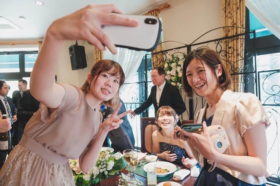 ブライダル・ホテル・旅館プロデュース【アルプラス】さんのインスタグラム写真 - (ブライダル・ホテル・旅館プロデュース【アルプラス】Instagram)「披露宴が始まりました！*¨*•.¸¸•*¨*•.¸¸♬︎.♬︎•*¨*•.¸¸•*¨*•.¸¸♬︎. ・ ・ ザ・ハウスオブブランセ 0298790055 茨城県つくば市要246 つくば駅／つくばエクスプレスつくば駅より車10分、常磐自動車道桜土浦ICより車20分  営業時間／平日13：00～20：00、土日祝11：00～20：00（月曜・火曜定休 ※祝日除く） 駐車場／80台（無料） 【公式】https://www.blance.jp 【インスタグラム】 https://www.instagram.com/the_house_o... フェイスブック】 https://www.facebook.com/blance.jp 【みんなのウェディング】 https://www.mwed.jp/hall/11504/ 【ウェディングパーク】 https://www.weddingpark.net/000012d9 - - - #つくば#つくば市#つくばグルメ #つくば花屋#つくばネイル #土浦市#美肌効果抜群 #守谷市#龍ケ崎市#美浦村#茨城県つくば市 #茨城県#つくばカフェ#つくばランチ#つくば美容室#つくばスタイル#つくばエクスプレス #カフェマルシェ#マルシェ出店#マルシェ開催 #女子力アップ #女子大学生 #女子ひとり旅 #女子力up #女子力向上 #乾燥肌 #乾燥肌対策 #乾燥肌にオススメ」7月14日 7時06分 - allplustokyo