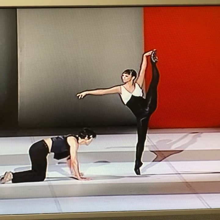 のインスタグラム：「M  今秋上演予定です。 #モーリスベジャール さん振付 #mauricebejart  カウント、難しいよー💦」