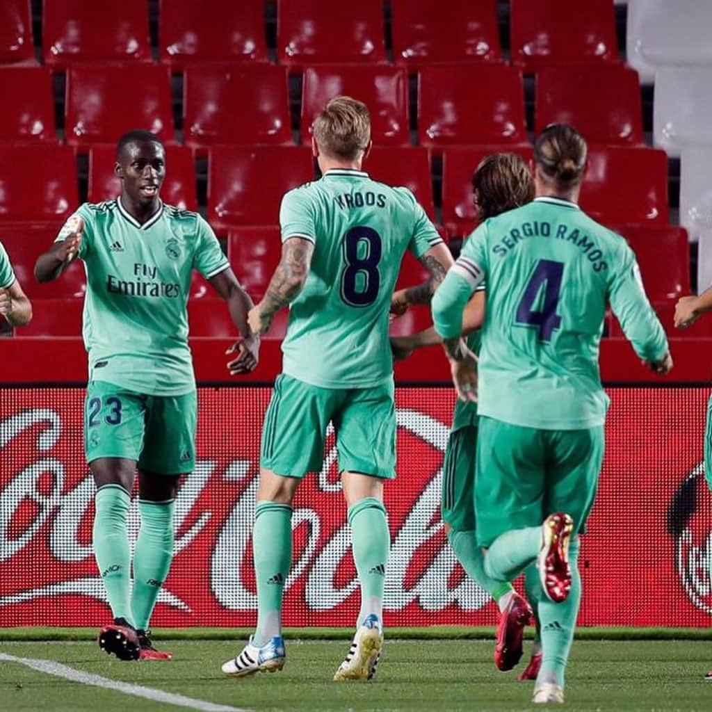 フェルランド・メンディさんのインスタグラム写真 - (フェルランド・メンディInstagram)「Massive win tonight 💪🏿💥 and finally a first goal 😆🎯 #RealMadrid #HalaMadrid #Laliga #FM23」7月14日 7時46分 - ferland_mendy