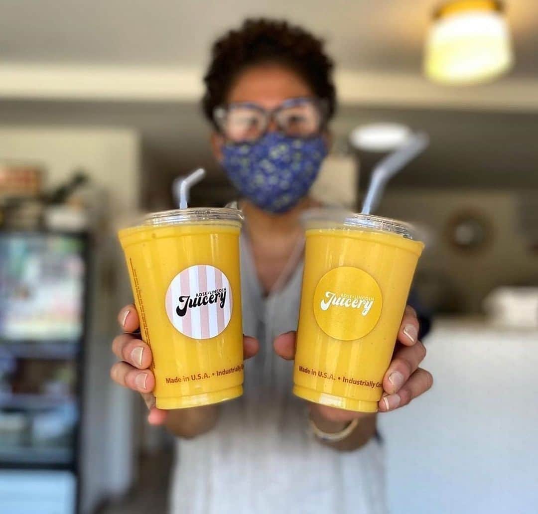 Portlandさんのインスタグラム写真 - (PortlandInstagram)「With weather this good, it’s a perfect excuse to go & support the small businesses in your neighborhood! ☀️ Tag 3 businesses you will be supporting this week!  - 📷: @roseandlincoln  #Portland #PDX #Oregon #SupportLocal #SupportSmallBusinesses」7月14日 10時01分 - portland