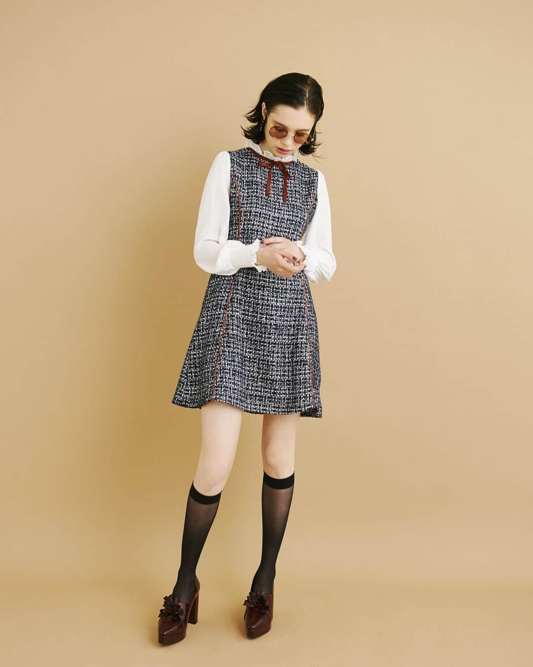 ティティ&コーさんのインスタグラム写真 - (ティティ&コーInstagram)「▶︎2020 AW 1st COLLECTION﻿ ﻿ titty&Co. 秋のコンセプトは﻿ " No more boredom "﻿ ﻿ 7.15 12:00 LOOKBOOK part.2 公開📖﻿ ﻿ #ドッキングツイードワンピース﻿ ¥8,300+tax﻿ GRN/NVY/O.WHT﻿ ▶︎7.15 on sale ﻿ ﻿ #トリプルリボンローファー﻿ ¥9,800+tax﻿ BLK/RED﻿ ﻿ ﻿ #tittyandco #tittyco #2020 #autumn #nomoreboredom  #aw #fashion  #follow #followme #girly  #ティティーアンドコー #秋 #秋服 #フェミニン #ワンピース #ツイード #ツイードワンピース #ボウタイ #aラインワンピース #ドッキングワンピース #ローファー」7月14日 22時04分 - tittyandco_com