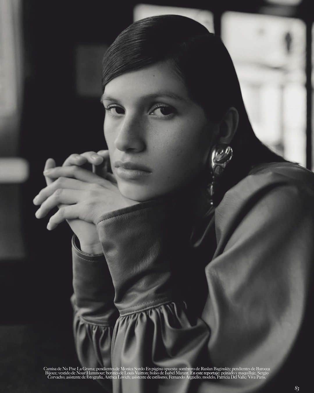 Monica Sordoのインスタグラム：「So proud to see so much talent coming out from my second home Perú! 🇵🇪 Congrats @patricia_delvalle and @angelakusen for your cover shoot for @voguemexico and thank you for including our Oriente Earrings and for this beautiful image that we will treasure forever 🤍✨ Also the shirt is from another Venezuelan designer we love! @nopiselagrama #MonicaSordo」