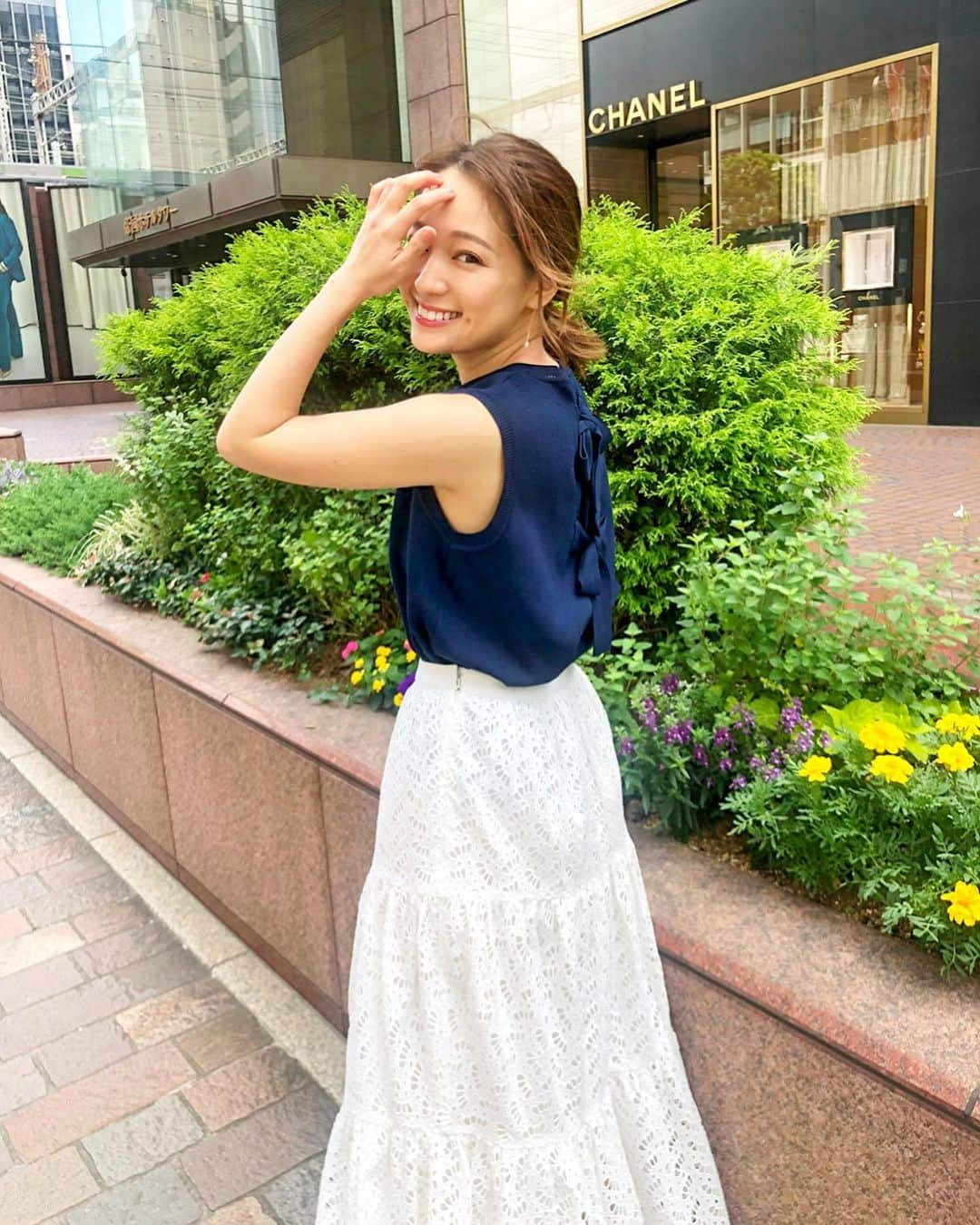 chayさんのインスタグラム写真 - (chayInstagram)「このサマーニットトップス毎年活躍してる🌼 4年前に購入したものだけど💕 #palinka #chesty #loewe  #撮影の時だけマスクを外しています」7月14日 22時19分 - chay1023_official