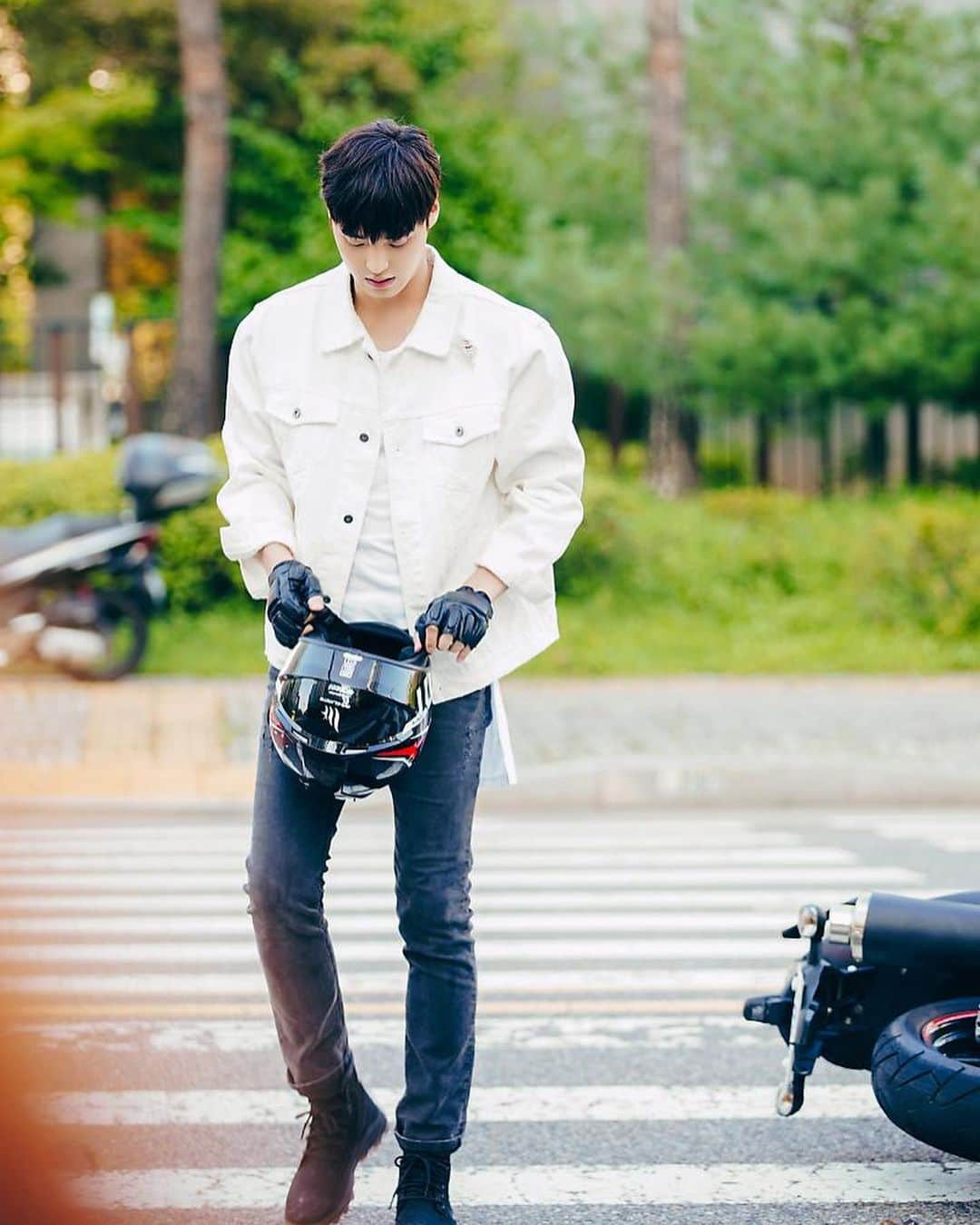 イ・テファンさんのインスタグラム写真 - (イ・テファンInstagram)「🏍」7月14日 14時08分 - leetaehwan0221