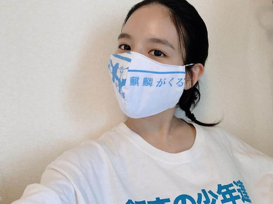 生越千晴のインスタグラム：「‪▫️ 麒麟がくる マスク😷‬ ‪ぎふ可児 大河ドラマ館の皆様から番組にプレゼントして頂きました！‬ ‪これは裏地がピンクでかわええのです。‬ ‪https://akechimitsuhide.com/‬  ‪嬉しいです。ありがとうございます！‬  ‪#麒麟がくる #ぎふ可児大河ドラマ館 #可児市‬」