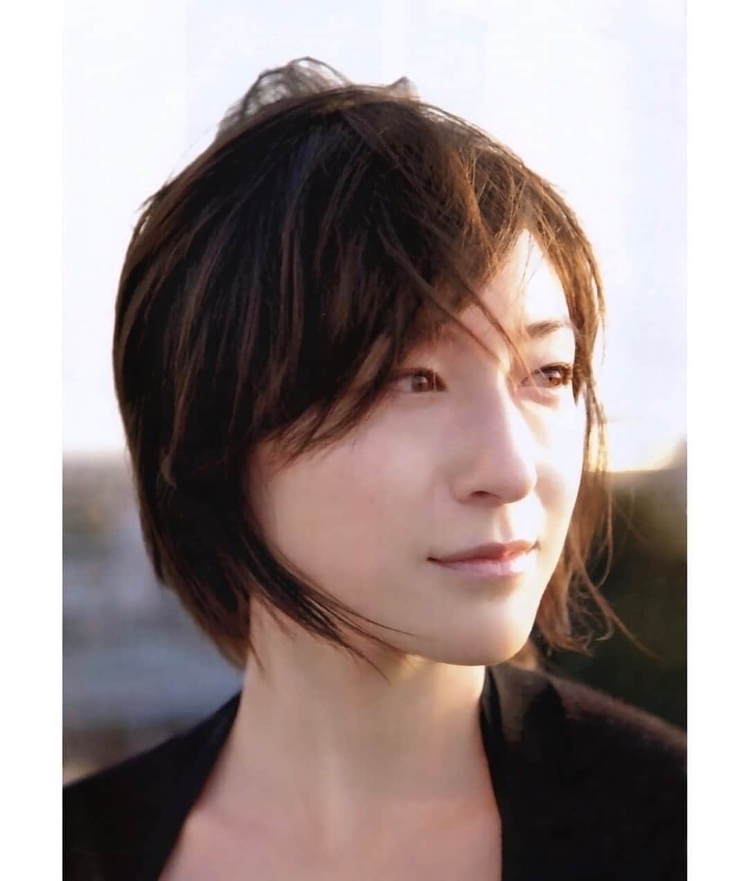 広末涼子ファンさんのインスタグラム写真 - (広末涼子ファンInstagram)「雑誌「ビッグコミックスピリッツ 2010年1月1日号」  #広末涼子 #hirosueryoko #ryokohirosue #ヒロスエ写真集」7月14日 15時48分 - hirosue_ryoko_fan