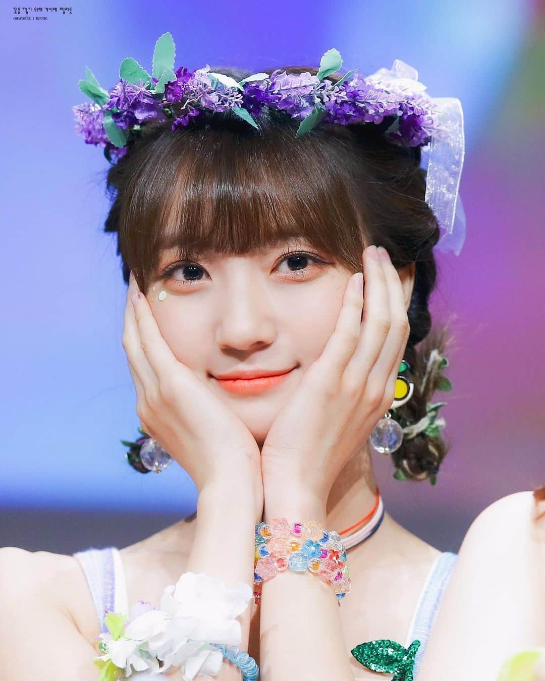 ビニのインスタグラム：「190818 상암 팬사인회 (Sangam Fansign) ㅡ ©️ohmygirlcyh #190818비니」