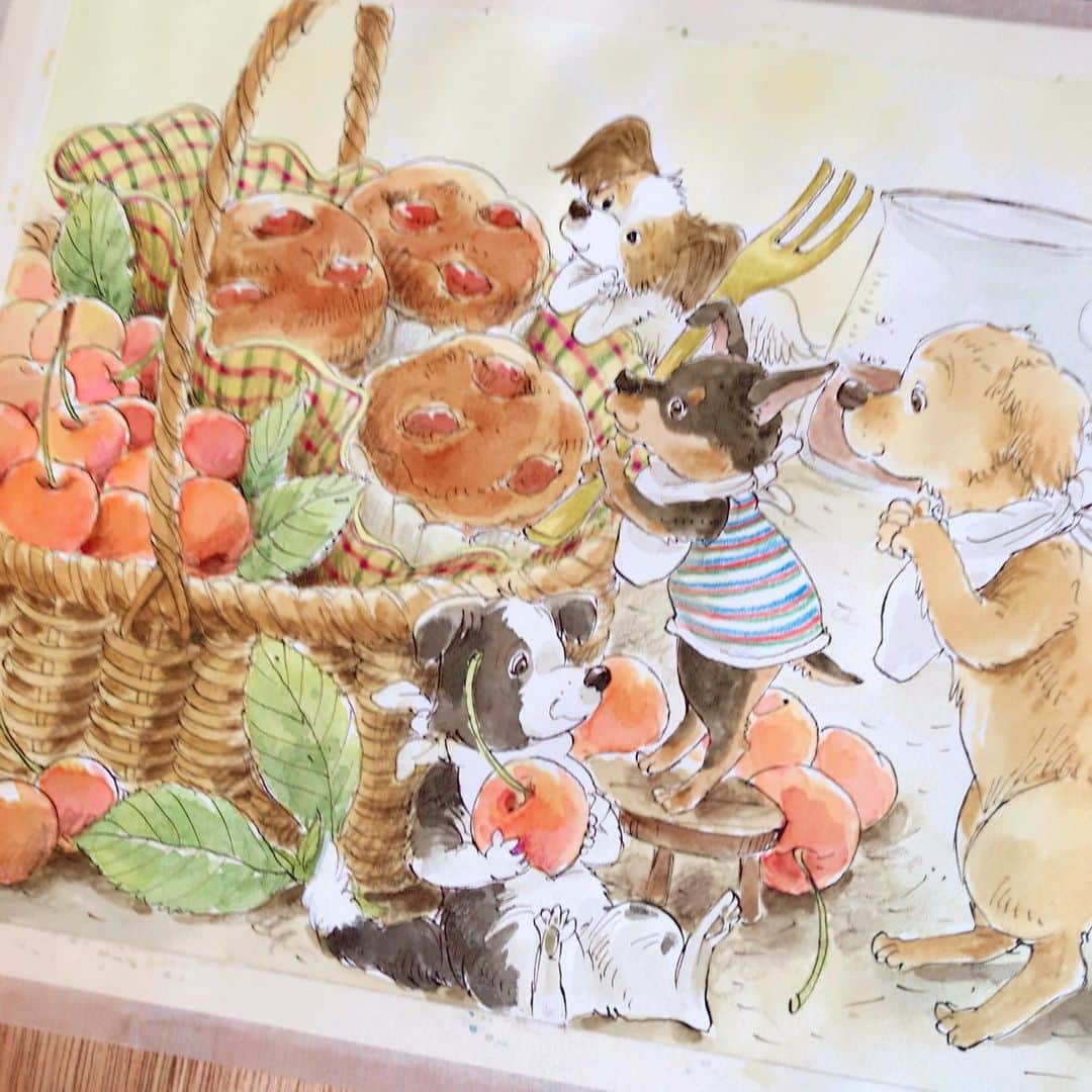 イラストレーター山崎牧子のインスタグラム：「ご依頼いただいたイラスト ご家族だったゴールデンレトリバー ミニチュアピンシャー２匹の ワンちゃんと、楽しい時間を過ごす 仲間たちと一緒🐶💕 フェアリーサイズにして 描かせていただきました。 ありがとうございました😊 #犬#友だち#スイーツ#おやつタイム#水彩画#イラストレーター#イラスト#水彩イラスト#watercolor#watercolorpainting#illustration#artwork#dog#childrenillustration」