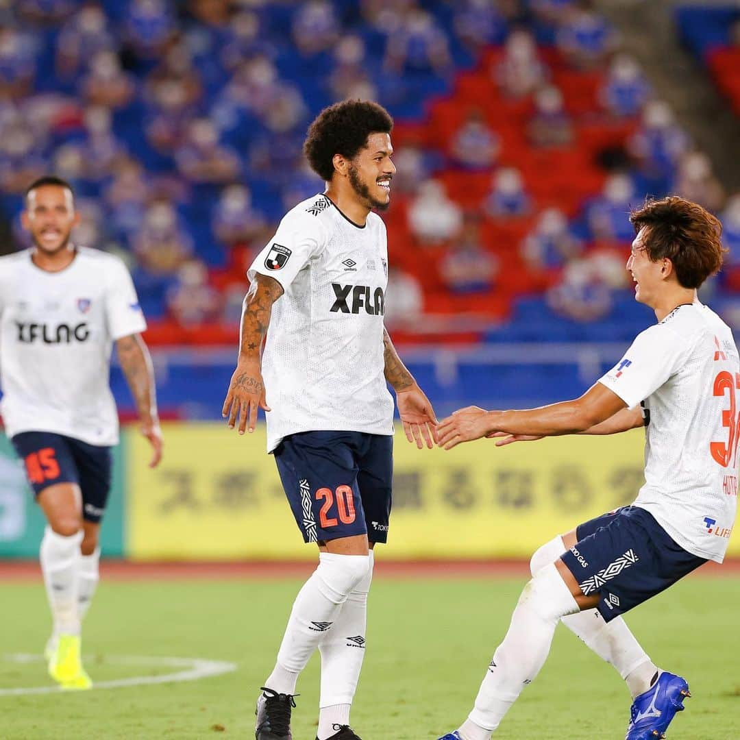 FC東京オフィシャルグッズさんのインスタグラム写真 - (FC東京オフィシャルグッズInstagram)「🔵🔴 vs #横浜F・マリノス  魔法をかけた東京のマジシャン。 ビューティフルゴールでチームを勝利に導く。 @leandrin21  @fctokyoofficial  #レアンドロ #FC東京 #fctokyo #tokyo」7月14日 19時09分 - fctokyoofficial