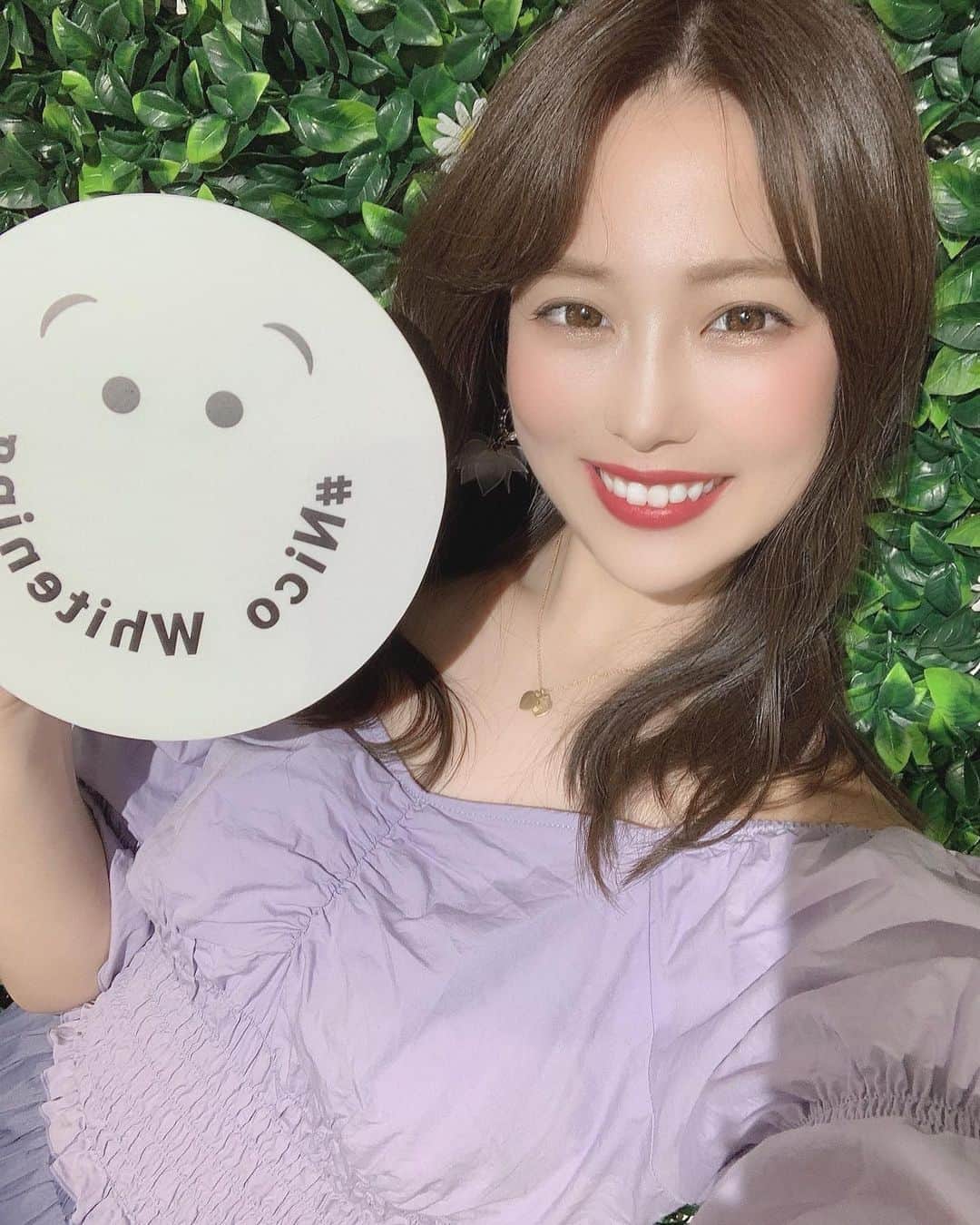 のインスタグラム：「. コロナで少し空いてしまったんだけど @nicowhitening にメンテナンスへ🦷💕 . ホワイトニング後の🦷✨ 歯がツルツルになる感じもすき🕊♥️ . みんなの歯の色はどお？？？🤔💭 . 私の名前言えば割引ききくから みんな良かったら私の名前使ってね🤣👍🏻笑 . #ニコホワイトニング #nicowhitening #ホワイトニング #セルフホワイトニング #美容day #撮影 #shooting #ウォールグリーン #クマボトル #クマボトルタピオカ #タピオカミルクティー #くまタピ」