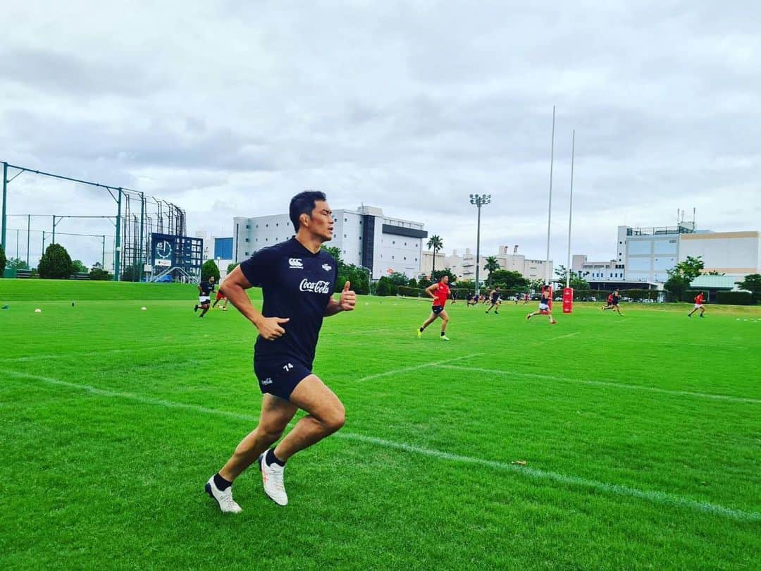 桑水流 裕策さんのインスタグラム写真 - (桑水流 裕策Instagram)「#socialdistancing  #brokenbronco   #rugby #コカコーラレッドスパークス #トレーニング  #cocacolaredsparks」7月14日 20時12分 - y_kuwazuru