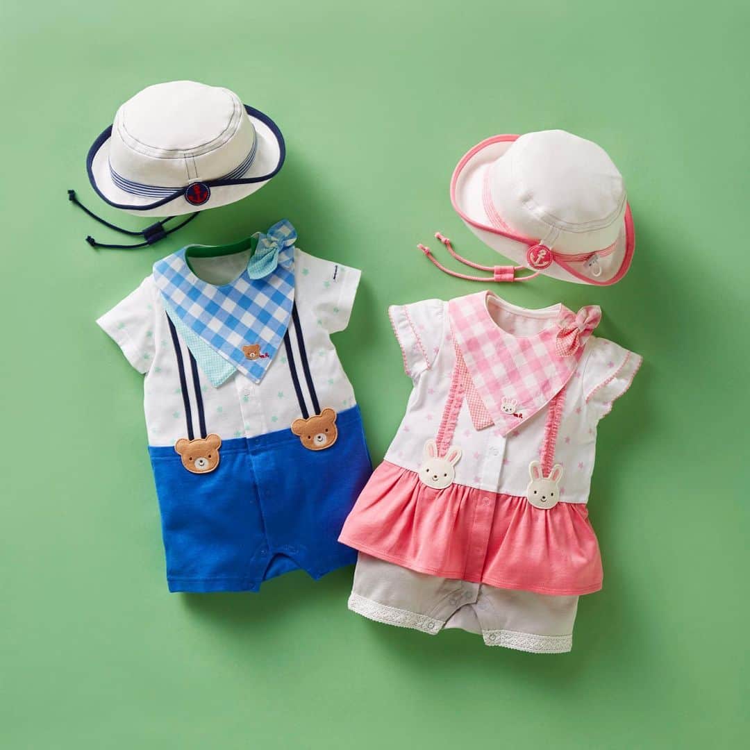 MIKI HOUSE ミキハウスさんのインスタグラム写真 - (MIKI HOUSE ミキハウスInstagram)「ベビーの夏の着こなしに欠かせない、サマーハット。 ミキハウスでは、デザインはもちろん 安全性やUVカット率にもこだわって 赤ちゃん用の帽子をつくっています。 ・ この季節は特に、赤ちゃんの肌を守るため、 熱中症や日射病を防ぐために、 お散歩やお外遊びの際は しっかりUV対策をして おでかけするのがおすすめです。 ・ ・ #mikihouse #babywear #babybloomer #babyfashion #ミキハウス #ベビー服 #0y6m #ベビーファッション #赤ちゃんのいる生活 #女の子ベビー #男の子ベビー #べびすたぐらむ #ベビーハット #ベビー帽子」7月14日 20時14分 - mikihouse.official