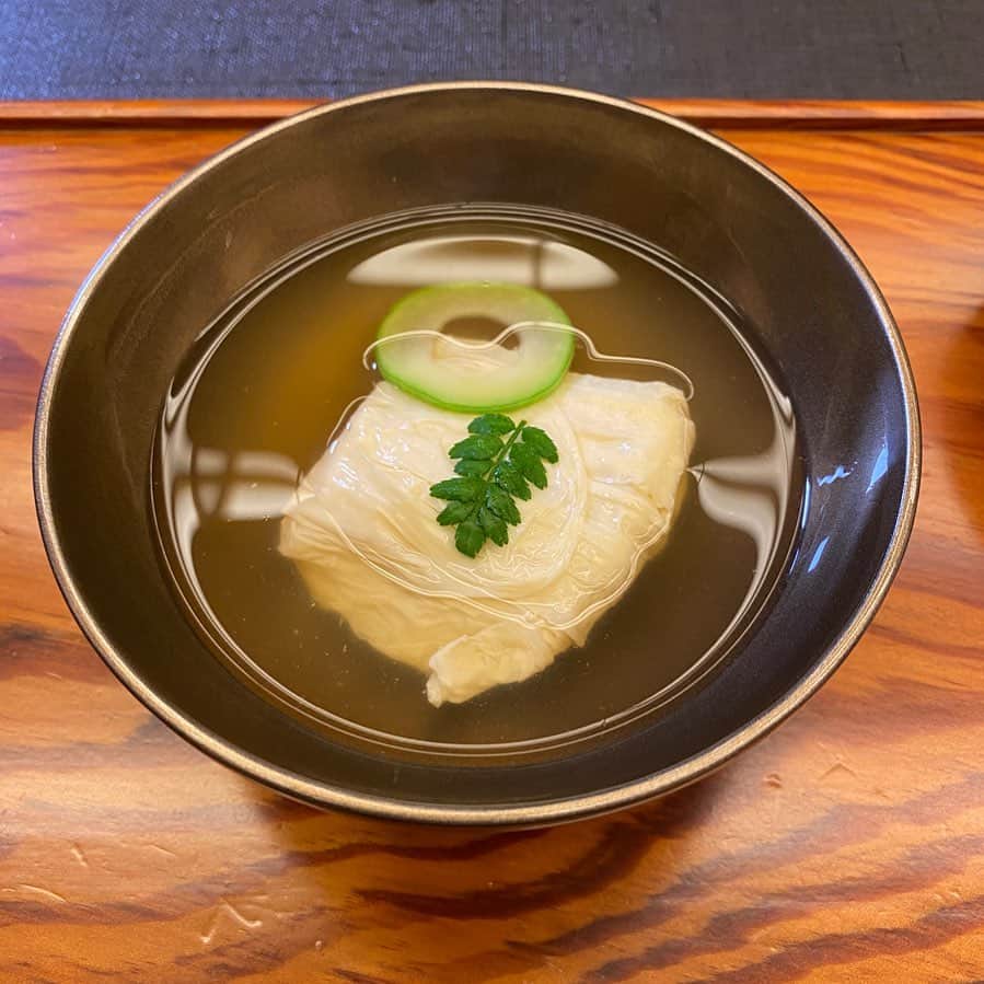 有吉弘行さんのインスタグラム写真 - (有吉弘行Instagram)「これがコーンスープだなんて信じられない。 最高&最高。」7月14日 20時23分 - ariyoshihiroiki