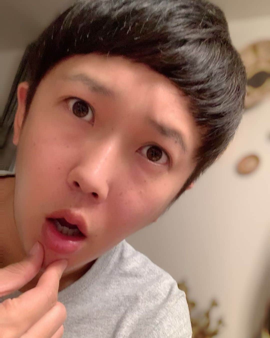 金子貴俊のインスタグラム：「前髪😗 綺麗なアーチだね。 うーん、違う場所に不時着したな(^^)」