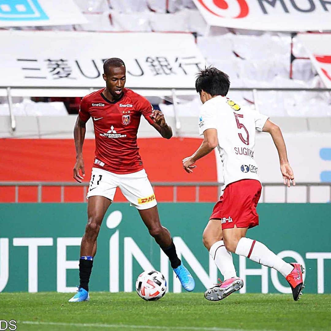 のインスタグラム：「The restart of the league is good. Let’s keep going💪🏾 ⚽️❤️」