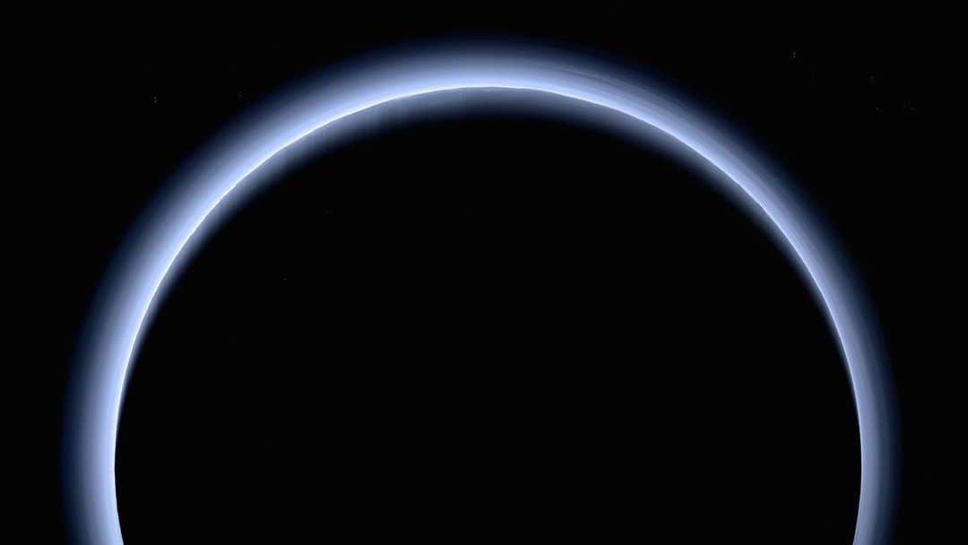 NASAさんのインスタグラム写真 - (NASAInstagram)「Dear Pluto, ⁣ ⁣ We love you. 💙 Happy 5 year anniversary since our New Horizons spacecraft revealed your complex and beautiful world. To celebrate, we’re showing off one of our favorite pictures from our time together. You are literally GLOWING. Don’t stop that shine! Keep being perfect. ⁣ ⁣ Distance has nothing on this relationship,⁣ NASA⁣ ⁣ Credit: NASA/Johns Hopkins University Applied Physics Laboratory/Southwest Research Institute⁣ ⁣ #HappyAnniversary #Pluto #LongDistanceRelationship #Horizons #NASA」7月15日 6時42分 - nasa