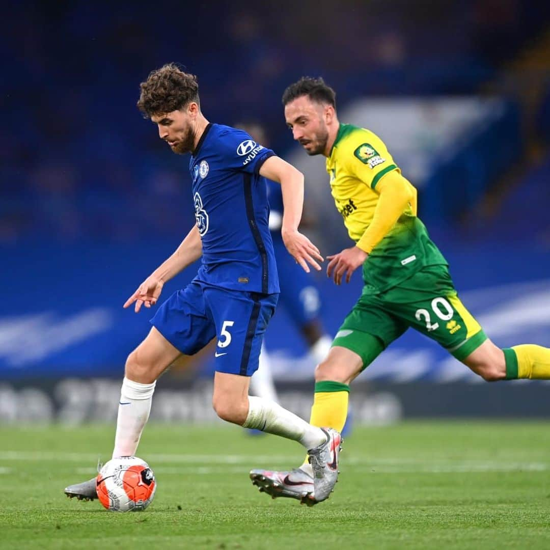 ジョルジェ・ルイス・フレーロさんのインスタグラム写真 - (ジョルジェ・ルイス・フレーロInstagram)「Great win to celebrate 2️⃣ years at @chelseafc 🎂💙 #Chelsea #CFC #London #PremierLeague #J5」7月15日 7時12分 - jorginhofrello