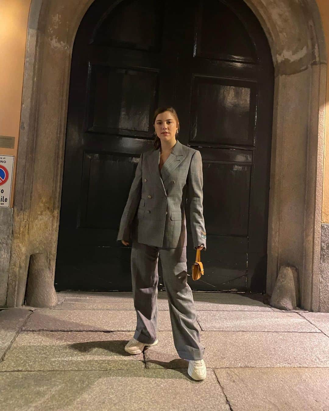 Alice Wegmannのインスタグラム：「@gucci #throwback」
