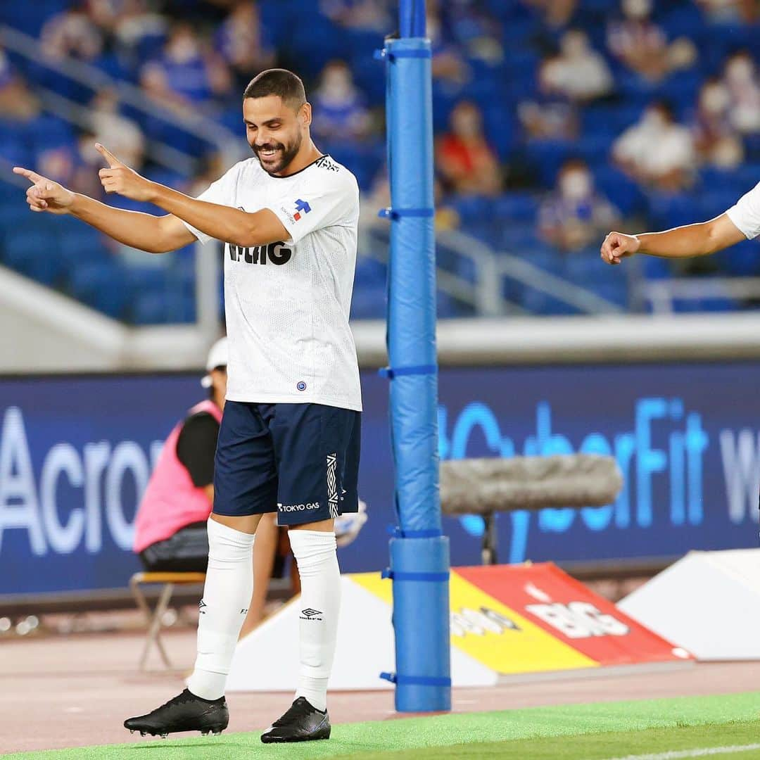 FC東京オフィシャルグッズさんのインスタグラム写真 - (FC東京オフィシャルグッズInstagram)「🔵🔴 vs #横浜F･マリノス 攻撃でも守備でもチームの勝利のために。 @diegoqoliveira  @fctokyoofficial  #ディエゴオリヴェイラ #俺たちのディエゴ #FC東京 #fctokyo #tokyo」7月15日 7時55分 - fctokyoofficial