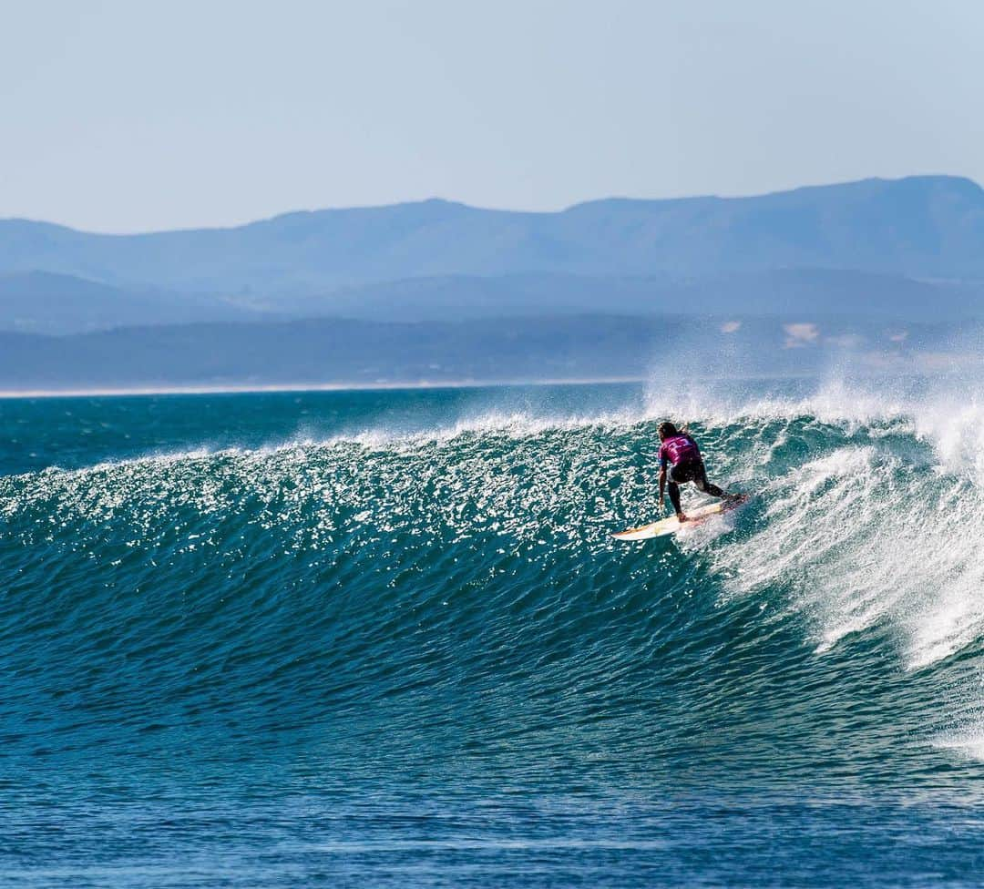 コートニー・コンローグさんのインスタグラム写真 - (コートニー・コンローグInstagram)「This time last year  50 Shades of Blue 📷 @tallteef」7月14日 23時01分 - courtneyconlogue