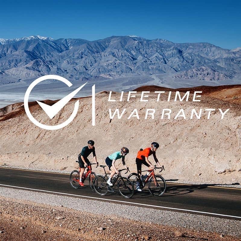 Zipp Speed Weaponryさんのインスタグラム写真 - (Zipp Speed WeaponryInstagram)「➡️ New podcast in link... Mark Van Gemert, SRAM’s director of dealer service, joins ZippCast to explain Zipp’s new lifetime warranty. If you’re thinking about buying new Zipp wheels, bars, stems or seatposts, this is a discussion not to miss. #zippspeed #makingyoufaster」7月14日 23時15分 - zippspeed