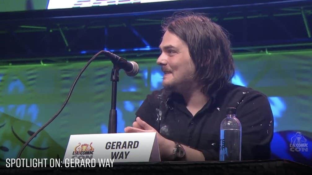 Kerrang!さんのインスタグラム写真 - (Kerrang!Instagram)「Gerard Way will feature in a virtual panel, where he will be discussing “characters, the writing process, and the joys of creating” as part of this month’s online #ComicConAtHome. Head over to Kerrang.com to find out more! 🔗 ⠀⠀⠀⠀⠀⠀⠀⠀⠀ @gerardway @darkhorsecomics @comic_con #kerrang #kerrangmagazine #gerardway #mychemicalromance #comiccon #comiccon#darkhorse #darkhorsecomics #umbrellaacademy #umbrellaacad」7月14日 23時33分 - kerrangmagazine_