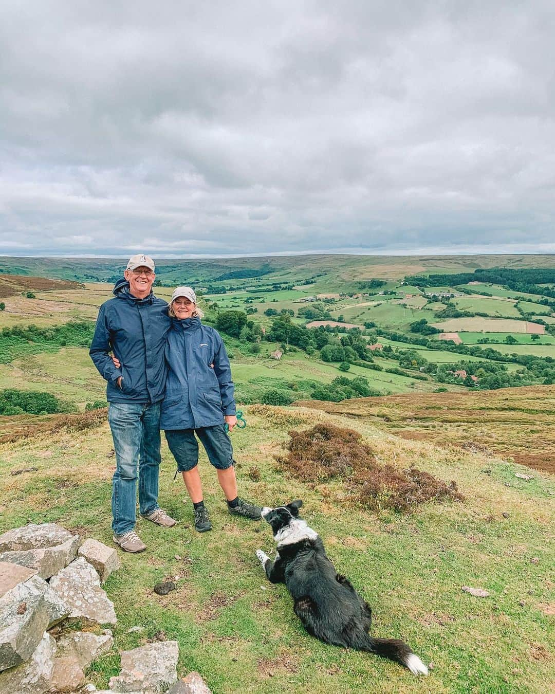 Zanna Van Dijkさんのインスタグラム写真 - (Zanna Van DijkInstagram)「Yorkshire, it’s good to be back 💙 #northerner #reunited #familytime #yorkshirelass #upnorth #getoutdoors #yorkshirelife #northyorkmoors」7月14日 23時42分 - zannavandijk