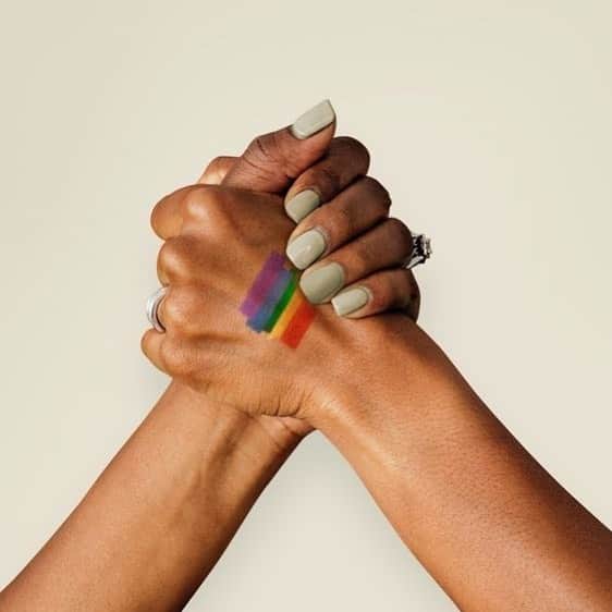 のインスタグラム：「It's soon #timeforlove 🌈 ⠀⠀⠀⠀⠀⠀⠀⠀⠀ #loveislove #pride #pridemonth #happypridemonth #happypride #lovewins #loveislove🌈#lovehasnogender #lgbtequality #lgbtplus」