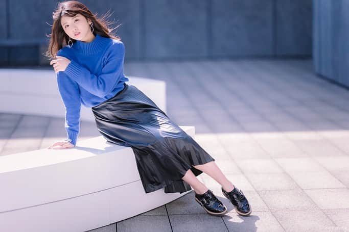 山本ゆうかのインスタグラム：「.﻿ ﻿ ﻿ ﻿ iPhoneの画面がまた割れました﻿ という事しか書くことがない()﻿ ﻿ ﻿ 家にしかいないので、日常でなにも起きないのである:(；ﾞﾟ'ωﾟ'):﻿ ﻿ ﻿ ﻿ ﻿ #ポートレートモデル  #関西サロモ #被写体 #ポートレートしま専科  #ビジョビ #キリトリセカイ #スクリーンに恋して #カメラマンさんと繋がりたい  #サロモ募集中  #portraitphotography #good_portraits_world  #instagood #instaportrait #lovers_nippon  #イチナナライブ #17live #ビゴライブ #ポコチャ」