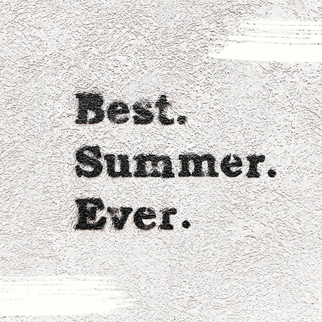 Jacob Cohenのインスタグラム：「Looking for Summer  #JacobCohen #JacobCohenJeans」