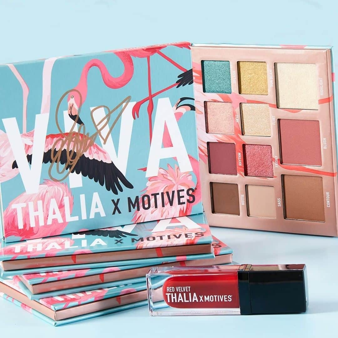 Motives Cosmeticsさんのインスタグラム写真 - (Motives CosmeticsInstagram)「Experience Viva La Vida🌴 for yourself and be one of 200 fans who purchase the SIGNED✍️ limited-edition @THALIA X Motives Collection!    TAP PHOTO TO SHOP.  Offer only available from 7/13 – 7/17. 200 Thalia signed palettes available during this time period. The first 40 orders of the THALIA X Motives Collection at noon EDT each day will include a signed Viva Palette by Thalia, herself!  #SignedByThalia #ThaliaxMotives  Oferta disponible solo del 7/13 al 7/17. 200 paletas firmadas por Thalia disponible durante este tiempo. ¡Los primeros 40 pedidos de la colección “THALIA x Motives” empezando a las mediodía EDT cada día incluirán una VIVA Palette firmada por Thalia! Haga clic aquí para obtener más detalles.」7月15日 2時16分 - motivescosmetics