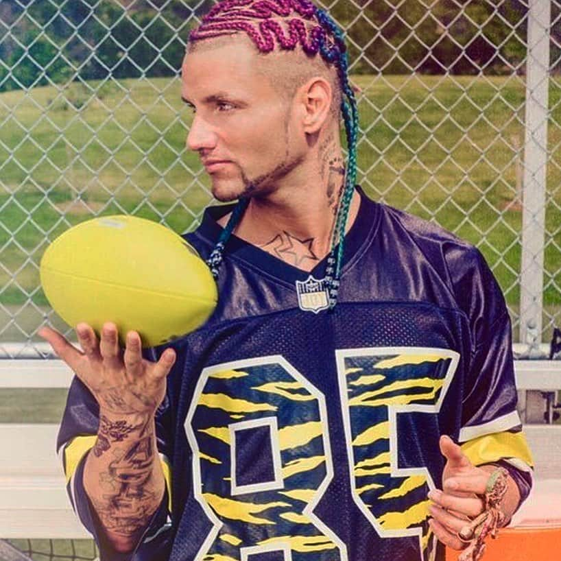 Riff Raffさんのインスタグラム写真 - (Riff RaffInstagram)「THE BANANA BERRY BOBCAT」7月15日 3時18分 - jodyhighroller